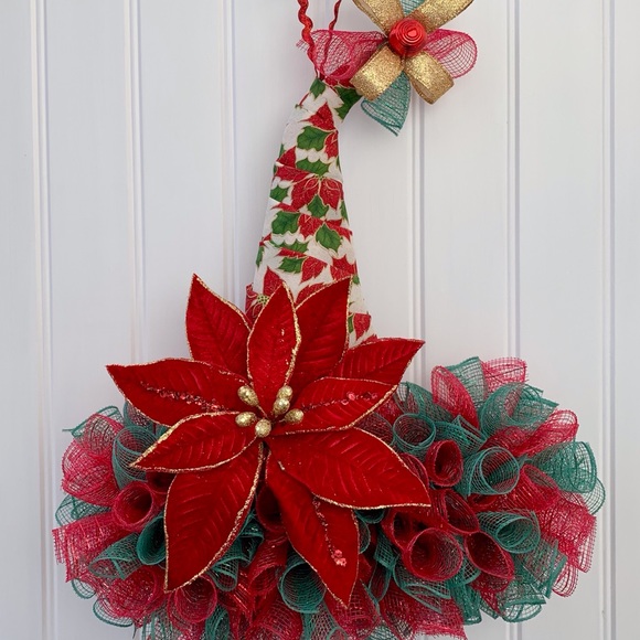 Deco mesh Christmas poinsettia elf hat wreath